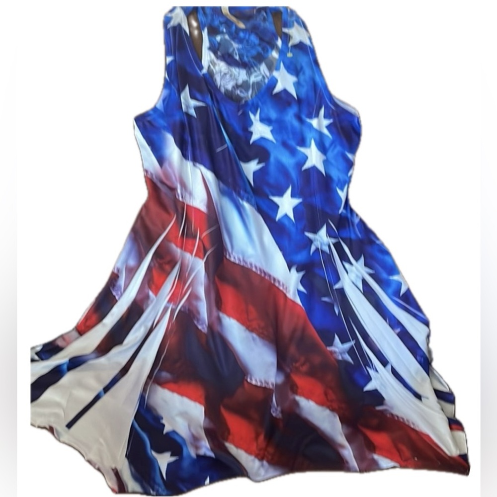 Shoreline Patriotic Sleeveless Dress - Red, White, and Blue. NWNT